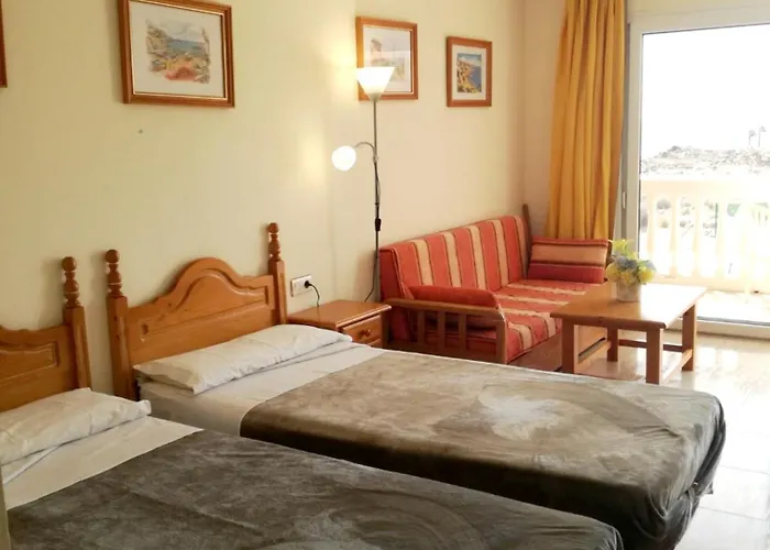 Cozy In 45 M² With Sea View 公寓
