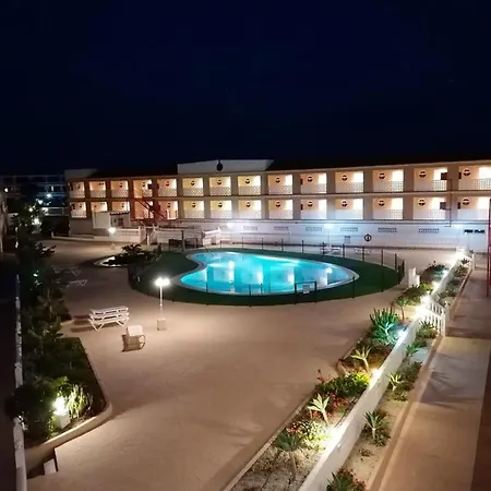 Cozy In 45 M² With Sea View דירה